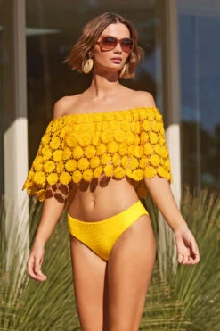Bardot Off The Shoulder Crop Top -Farm Rio Swimwear Shop 3463835 Apparel Top Daisy Lifestyle